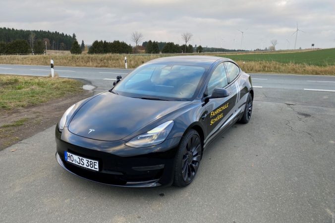 Tesla Model 3 Performance